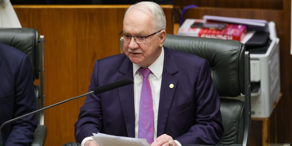 Fachin discursa no Congresso e defende independência dos Poderes