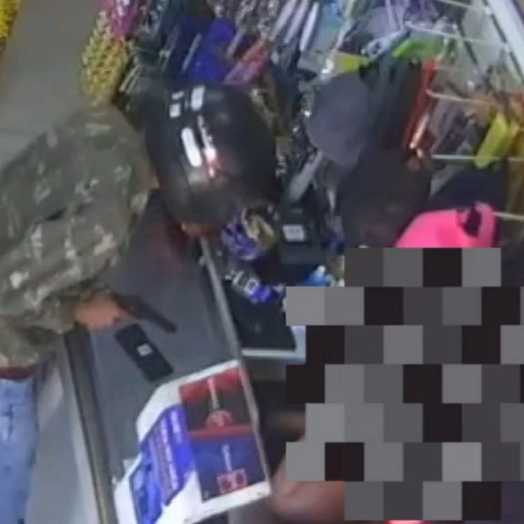 VÍDEO: Empresária tem cordão de ouro de R$ 15 mil roubado durante assalto em Porto Velho