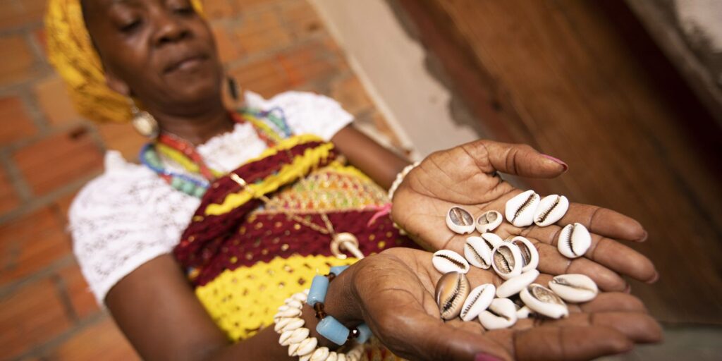 cartilha-une-saberes-de-terreiros-e-prevencao-do-cancer-em-negras