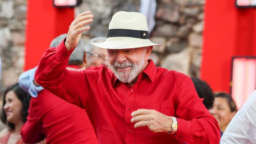 Lula diz que eleição da esquerda em Portugal é “vitória da democracia”