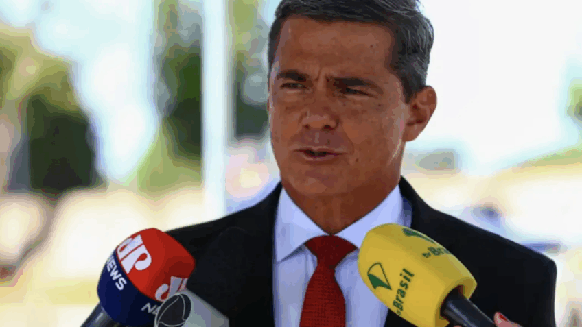 Moraes pede que Exército informe se general pode receber visita íntima