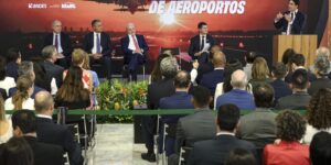ministro-celebra-anuncio-de-r$-5,7-bi-para-ampliar-aeroportos-no-pais