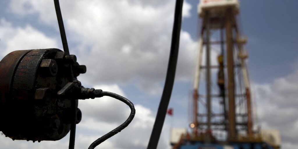 EUA facilitam produção de petróleo na Venezuela sem China e Rússia