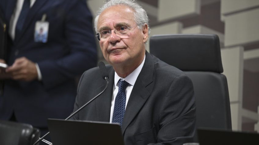 Renan diz que ministro do TCU sofreu pressão do Centrão no caso Master