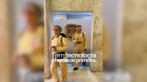 tarcisio-posta-samba-enredo-da-“policia-na-rua”-e-exalta-prisoes-em-sp
