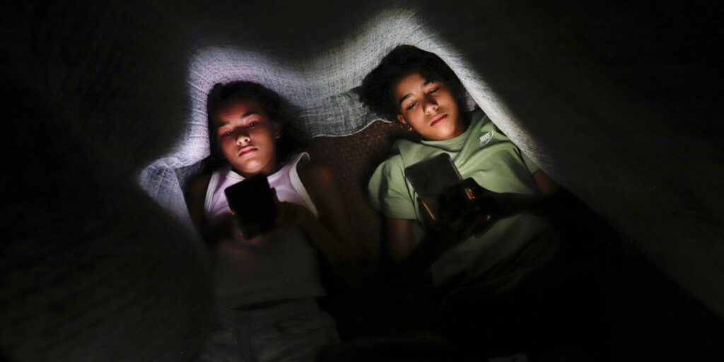 Estudo mostra impacto de vídeos curtos no desenvolvimento infantil