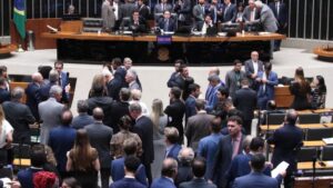 congresso-aprova-pl-antifaccao-com-divisao-de-bens-entre-pf-e-estado