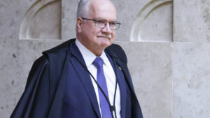 fachin-se-reunira-com-presidentes-de-tribunais-para-discutir-penduricalhos