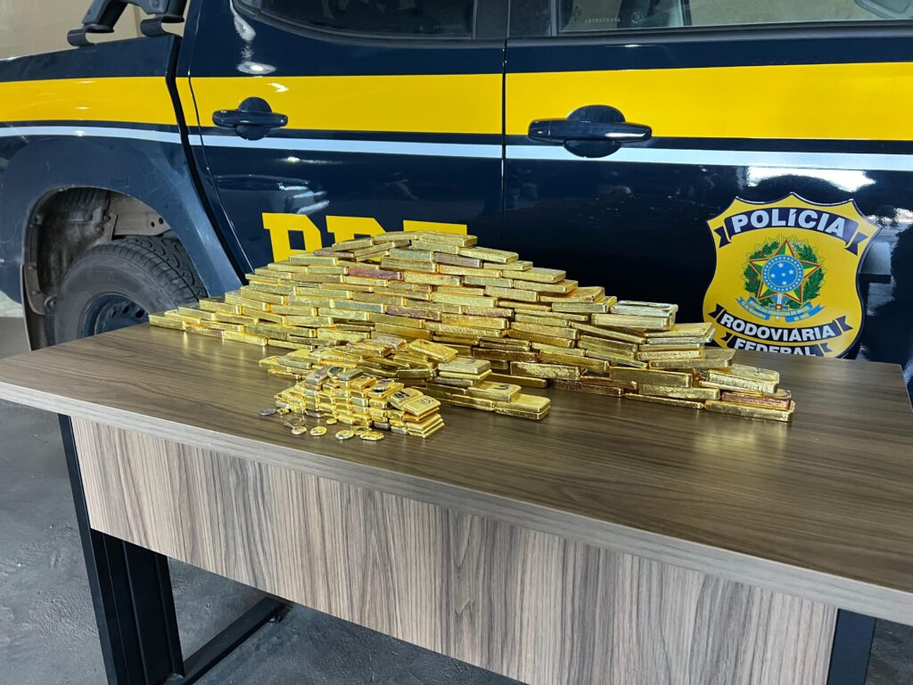 Mais de meia tonelada de ouro ilegal foi apreendida no Brasil em 5 anos; Roraima lidera em 2024 e 2025