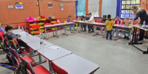 para-especialistas,-alfabetizacao-na-idade-correta-e-marco-para-o-pais