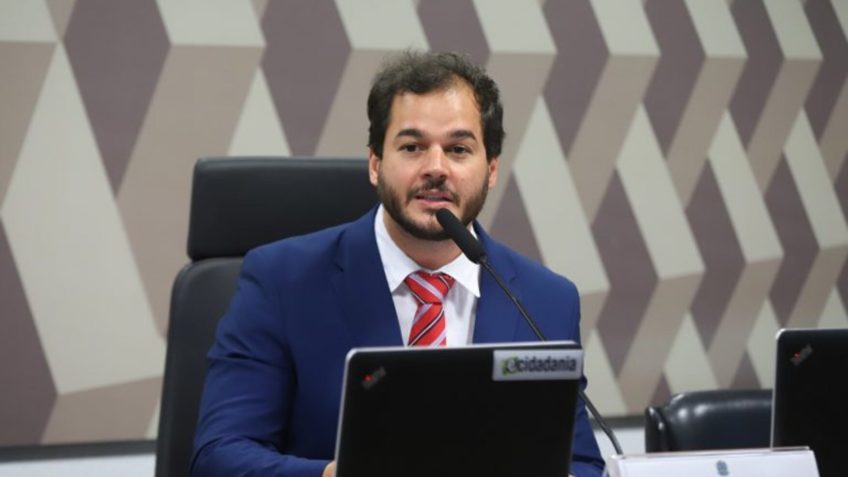 Túlio Gadêlha negocia com PSD para integrar chapa de Raquel Lyra