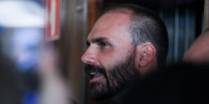 moraes-vota-para-condenar-eduardo-bolsonaro-por-difamacao