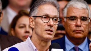 zema-se-apresenta-como-candidato-“antissistema”-em-video-de-campanha