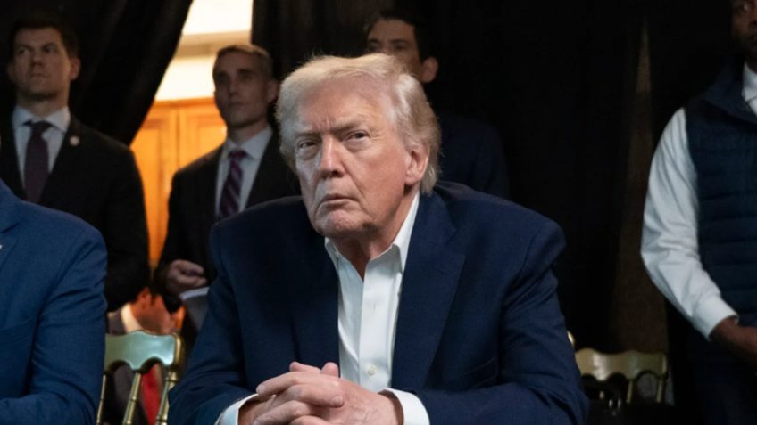 Trump diz que atirador foi detido após evacuação em jantar