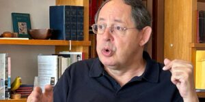 hiperglobalizacao-esta-em-crise,-diz-economista-eduardo-giannetti