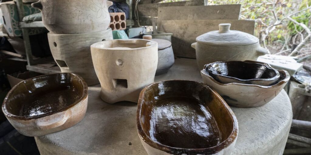 Louceiras de Maruanum, do Amapá, abrem exposição no Rio