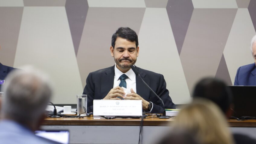 Governistas veem “injustiça” e “grave erro” a rejeição do Senado a Messias