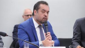 claudio-castro-recorre-ao-tse-contra-inelegibilidade-de-8-anos