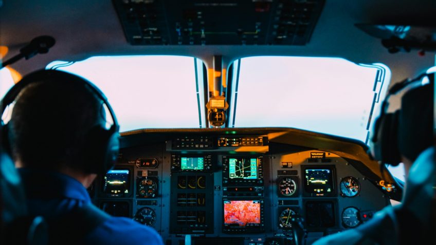 CEO da Latam diz que fim da escala 6 X 1 para aeronautas não faz sentido