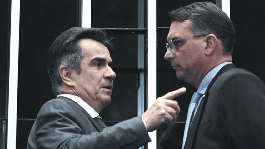 Sem citar Ciro, Flávio diz que operação da PF foi correta