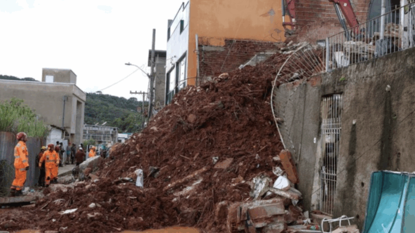 Governo libera R$ 75,3 mi para afetados por chuvas em MG