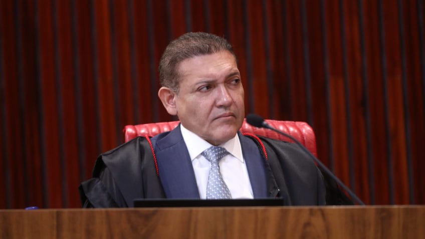 Nunes Marques propõe regras para o uso de IA nas eleições