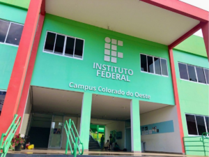 ifro-abre-selecao-para-professor-substituto-de-matematica-com-salario-de-ate-r$-8,3-mil