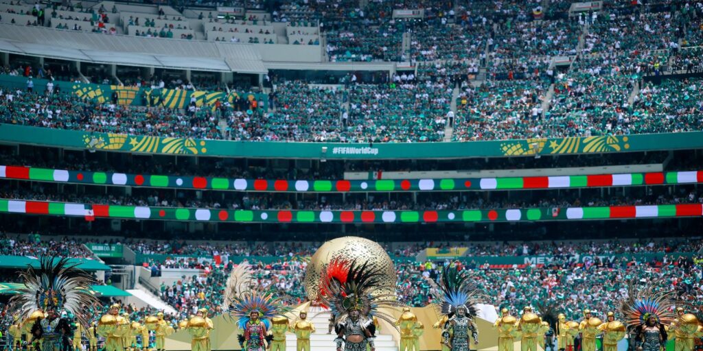 Abertura da Copa 2026 emociona o Estádio Azteca, no México