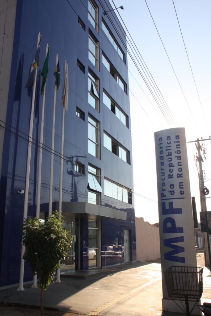 MPF processa responsáveis por desastre que deixou 100 famílias isoladas em RO
