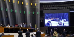 dino-intima-partidos-a-explicar-controle-de-emendas-parlamentares