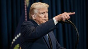 china-hackeou-dados-de-220-mi-de-norte-americanos,-afirma-trump