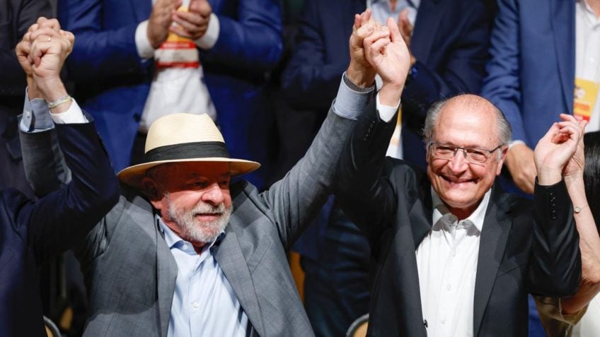Alckmin declara “lealdade” a Lula e critica bolsonarismo