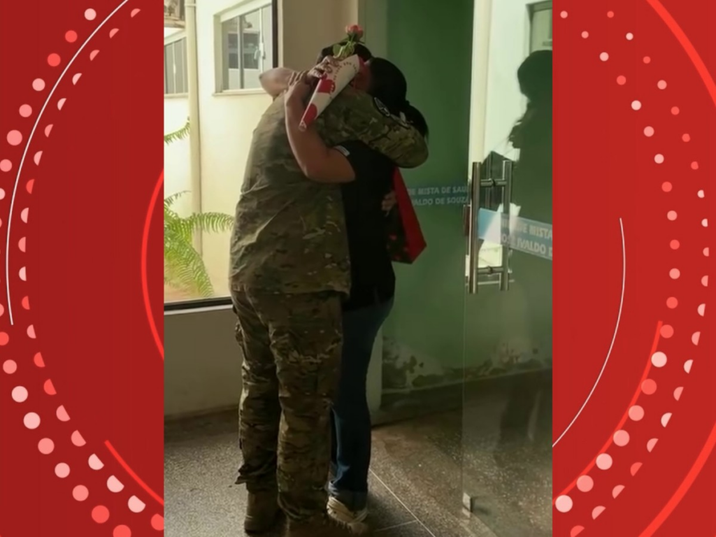 Após 6 meses na Guerra da Ucrânia, brasileiro volta e surpreende esposa em hospital de RO: ‘Fiquei em choque’