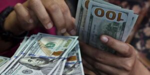 dolar-sobe-para-r$-5,22-e-atinge-maior-nivel-desde-marco