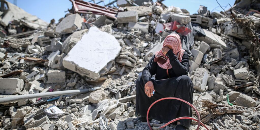 “Plano de paz” de Gaza tem bombas diárias 3 anos após início da guerra