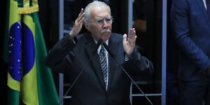 jose-sarney-e-internado-em-uti-apos-procedimento-abdominal