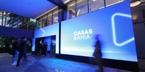 justica-homologa-acordo-para-indenizar-empregados-das-casas-bahia
