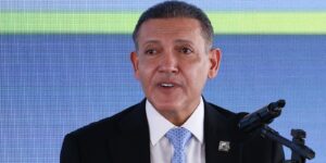 tse:-secoes-eleitorais-ainda-abertas-devem-manter-votacao-ate-as-19h