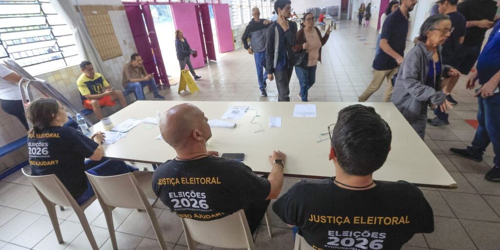 Em SP, 80% das urnas estavam encerradas quando votação foi prorrogada